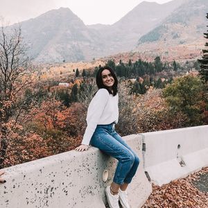 Meet your Posher, Sydnee